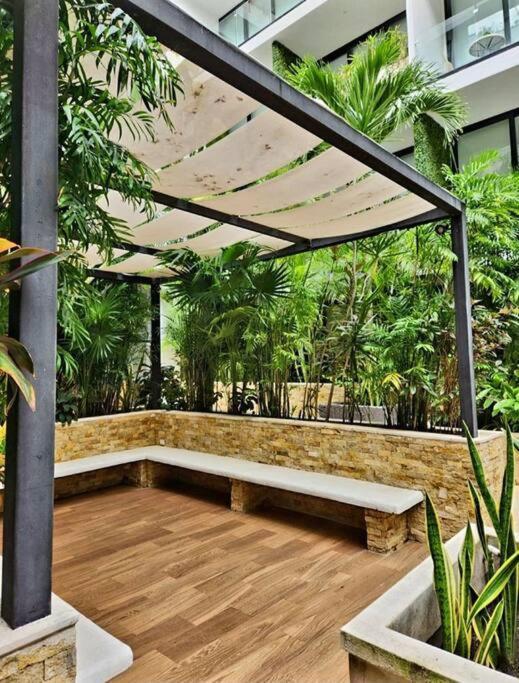 Stunning 1 Bdrm Condo Gym-Pool 10 Min To The Beach & Quinta Av Playa del Carmen Exterior foto